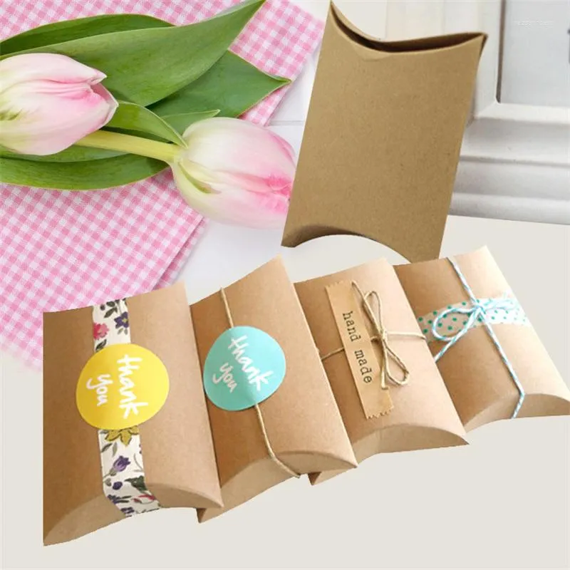 Cadeau cadeau 10pcs oreiller boîte de bonbons papier kraft boîtes d'emballage de Noël sacs faveurs de mariage anniversaire S