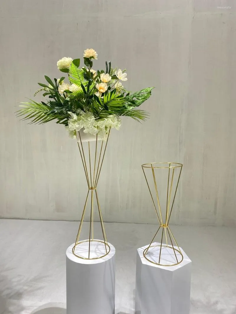 Feestdecoratie 70 cm/ 50 cm bloem vazen ​​helder goud/ witte stands metalen weg lood bruiloft middelpunt bloemen rek voor evenement decorat