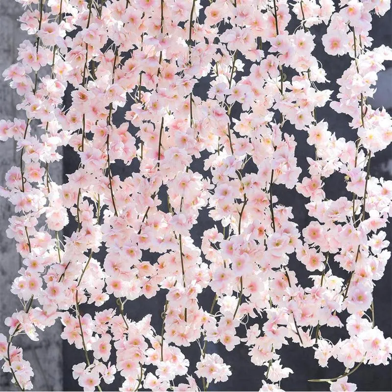 Dekorativa blommor Cherry Blossom Rattan Artificial Flower Romantic Wedding Decoration Home Decor Bakgrund Wall Arch Supplies String 1.8m