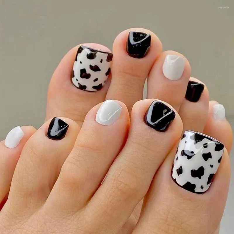 False Nails 24pcs/Box Cow Pattern Square Head Toes Wearable Detachable French Artificial Fake Full Cover Nail Tips