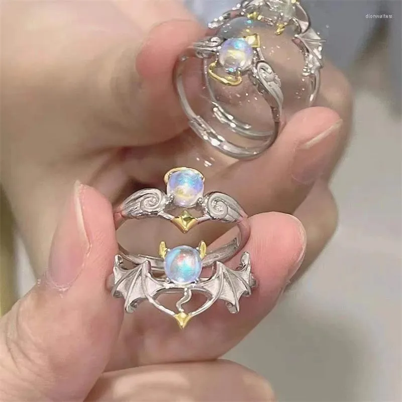 Wedding Rings Vintage Demon Angel Ring gecombineerd voor koppels Men Goth Fashion Moonstone Pas verlovingsvinger sieraden aan