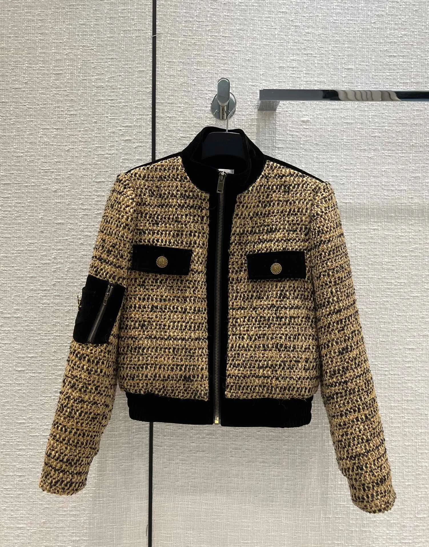 Ladies jacket cheap design cutting