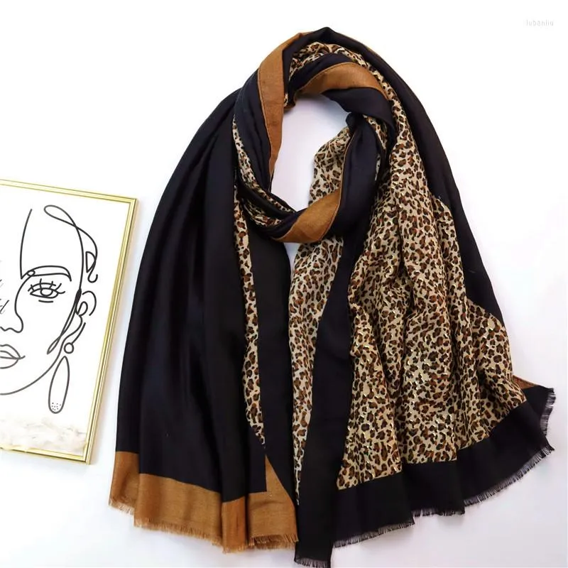 Halsdukar 2023 Autumn Winter Fashion Viscose Scarf Plain Leopard Dot franse Hijab sjalar och Wraps Foulard Echarpe Muslim Sjaal 180 90cm