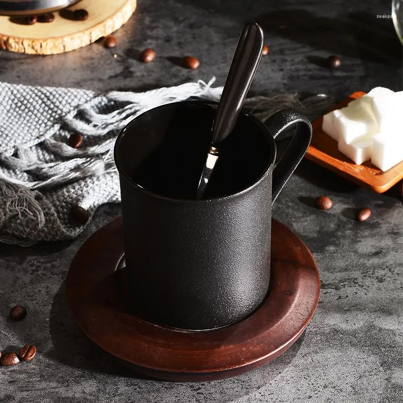 Mugs 280ML Creative Black Coarse Pottery Coffee Milk Cup With Saucer Spoon Lid Home Ceramic Drinkware Office Brief Flower Tea