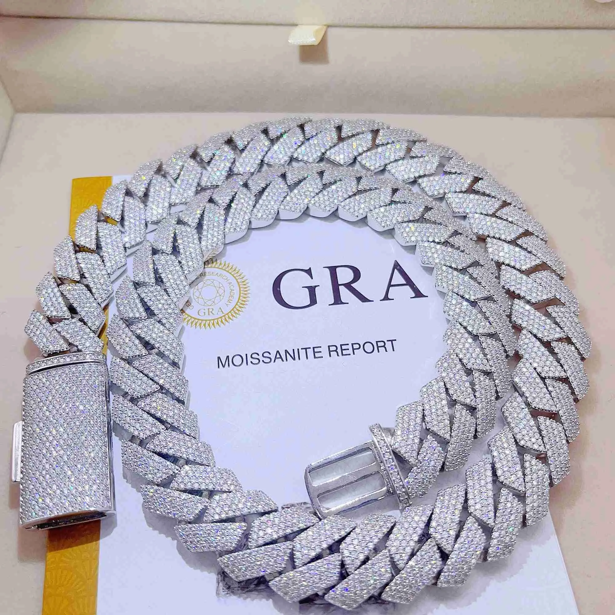 925 Sterling Silver Cuban Link Chain VVS Moissanite Iced Out Necklace Passes Diamond Tester