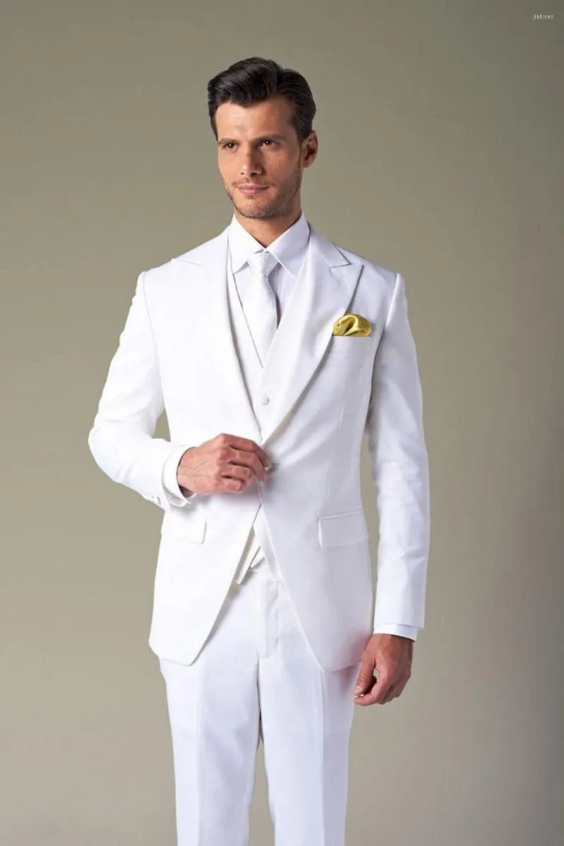 Herrdräkter Ankomstanpassade Slim Fit Groomsman Men White Wedding Suit Tuxedos för brudgum (Jacket Pant Vest Tie)