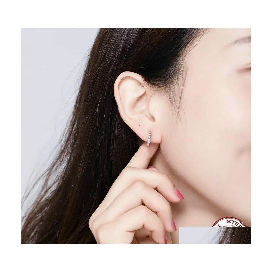 여성을위한 후프 Huggie 귀걸이 925 Sterling Sier Minimalist Simple Circle Earing Real Korean Fashion Jewelry Drop Delivery Dhmod
