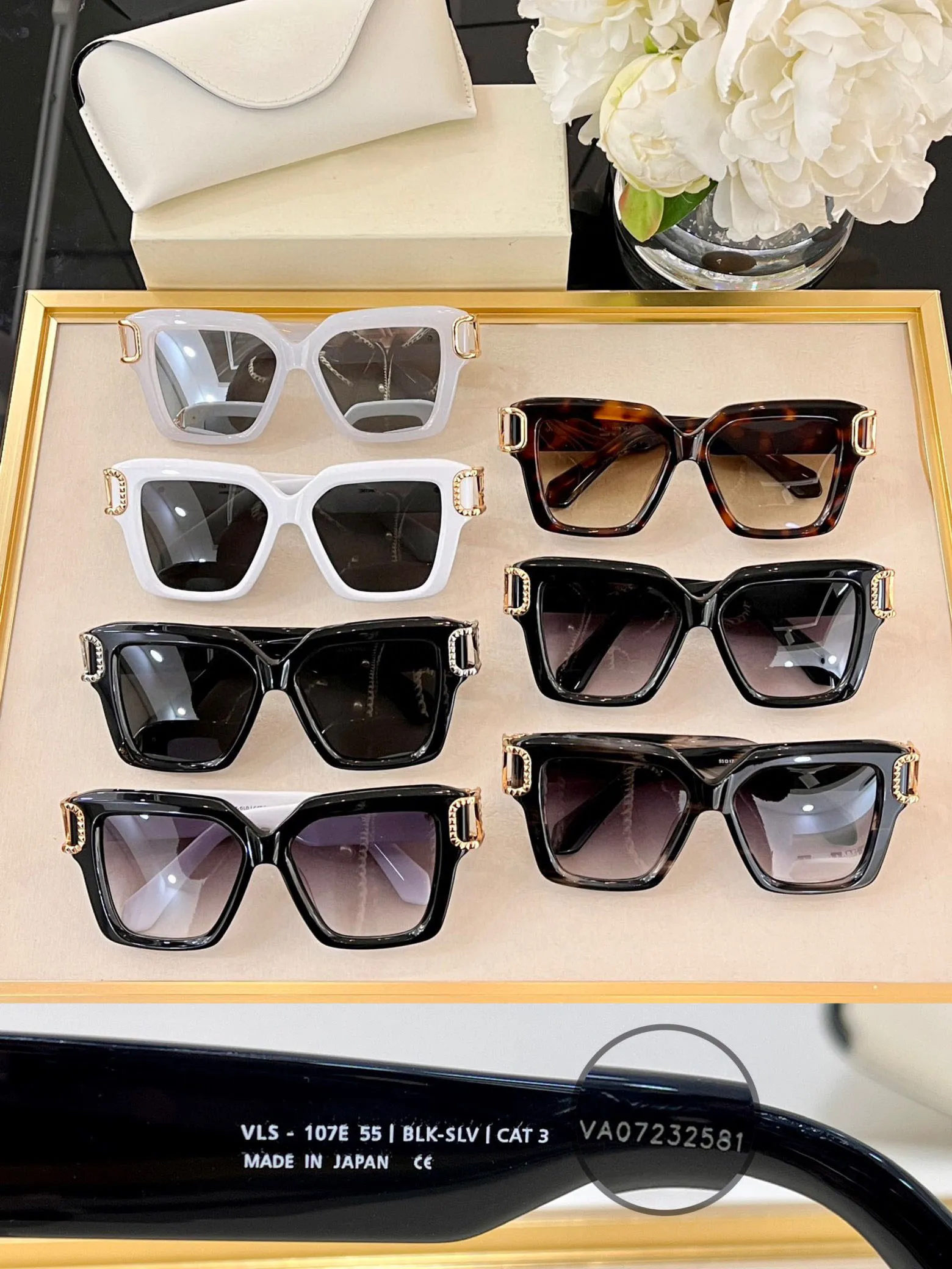 Gafas de sol para hombres para mujeres Últimas lentes de soldador de solas de moda Gafas de sol Gafas de sol Glass Uv400 con coincidencia aleatoria 107A