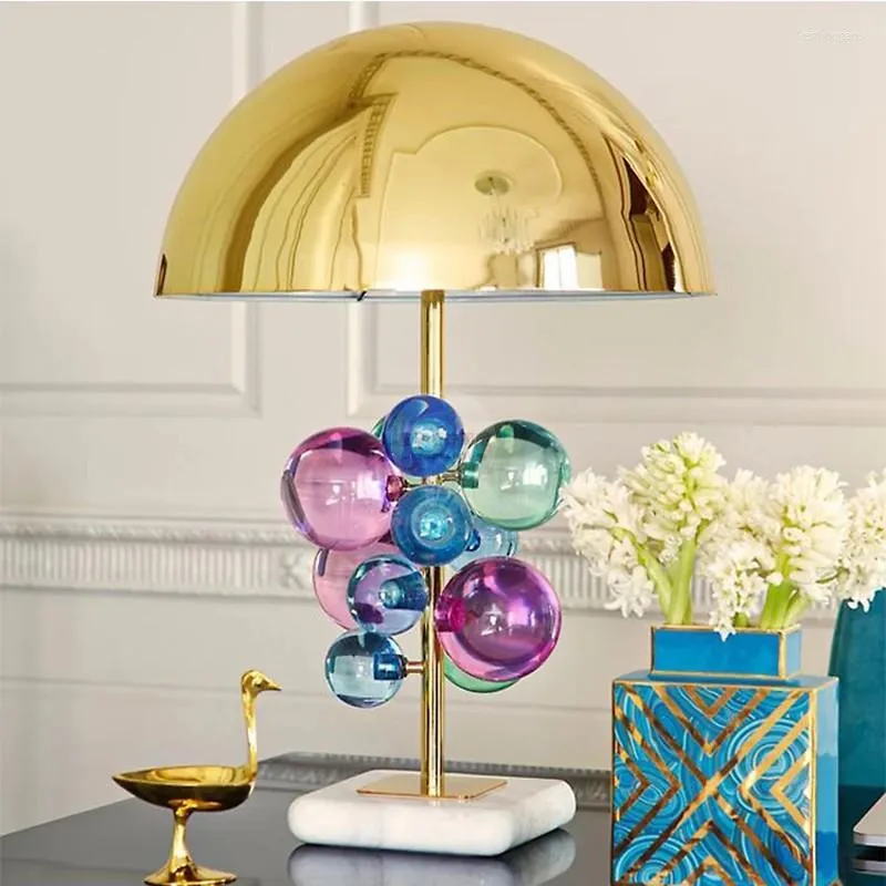 Tafellampen postmodern kristallen led-lamp voor slaapkamer bedmuts luxe woonkamer goud metalen marmeren licht