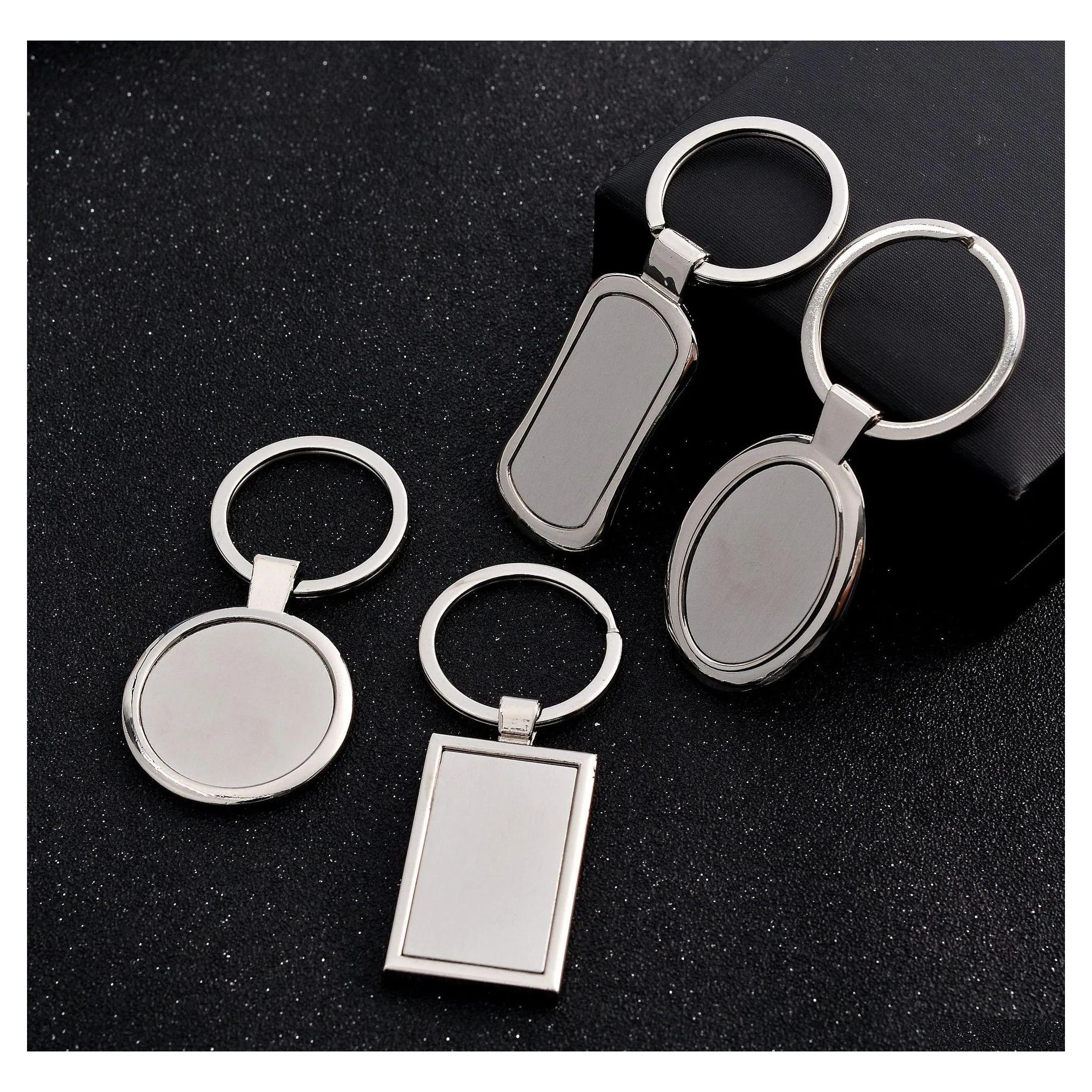 Nyckelringar Nyckelband Rostfritt stål Metall Tom Nyckelring Mode Geometri Form Hänge Nyckelring Hållare För män Bilnyckelringar A142Z Dhfup