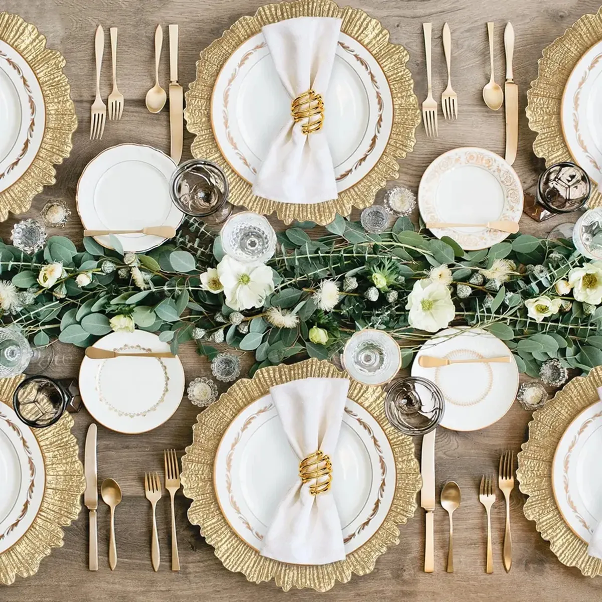 thumbnail image 2 of Zhehao 100 Pcs Charger Plates Bulk 13 Inch Round Wedding Chargers Plastic Plate Dinner For Wedding Party Baby Shower Table Setting Event Decoration(Gold 2 of 9