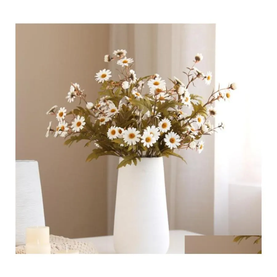 Flores decorativas grinaldas Sima￧￣o de flores artificiais pequena margarida caseira caseira de decora￧￣o de torium configurado para a festa de natal DIY Dro otepz