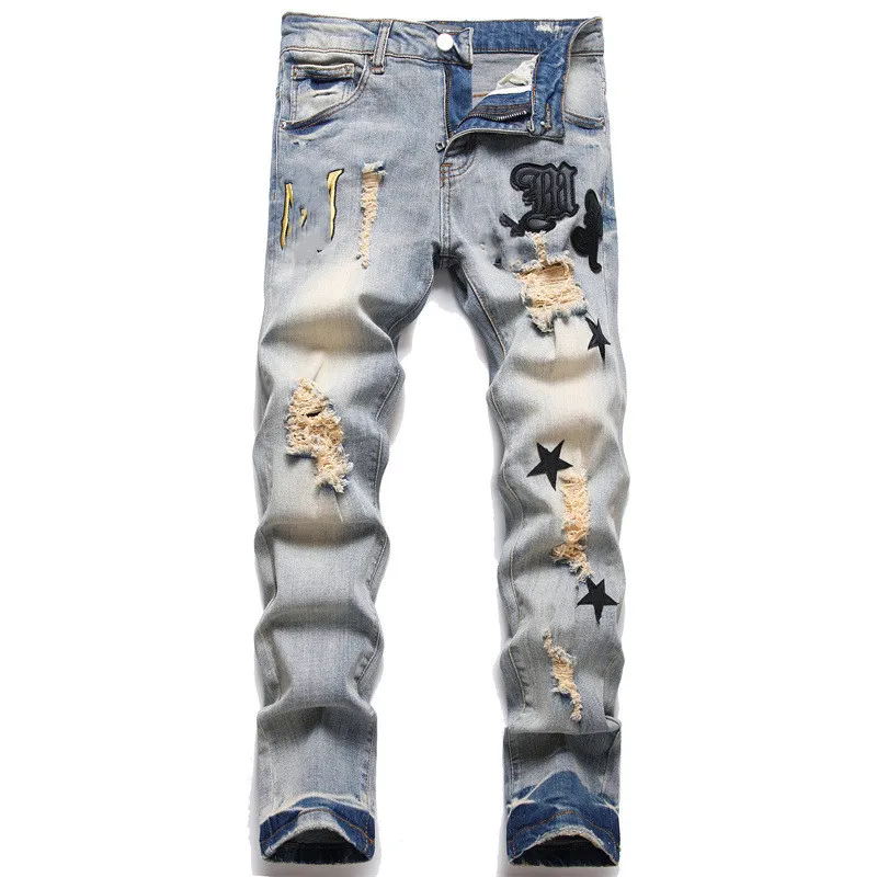 Mäns jeans Slim Fit Elastic Feet Men's Cotton Balloon broderat lädermärke med Hole Star Retro Men's Jeans från Europa och Amerika