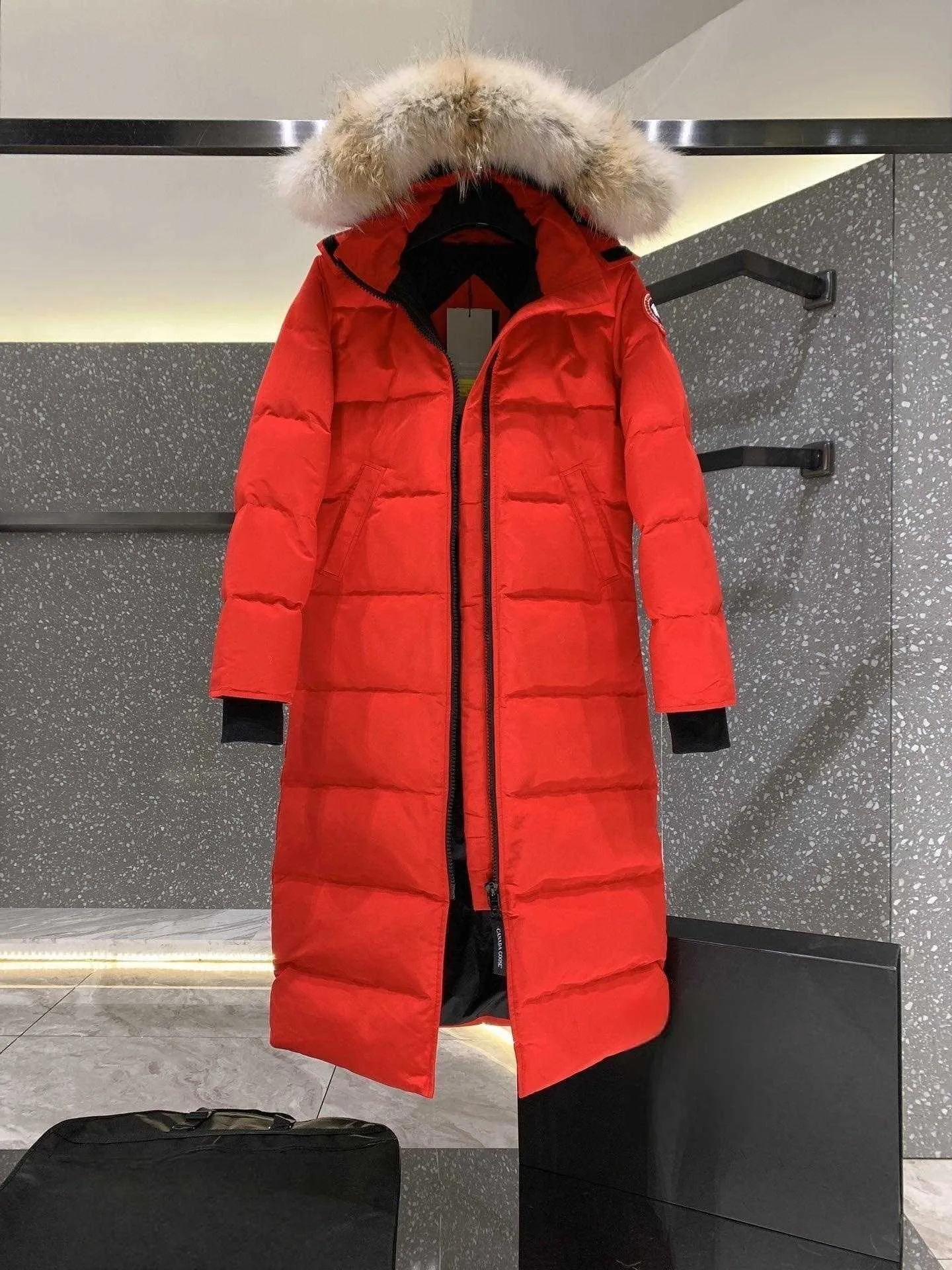 Cananda Goosewomen's Canadian Down Jacket Women's Parkers hiver mi-long sur le genou à capuche épais chaud Gooses manteaux femme 702207 Chenghao01 882