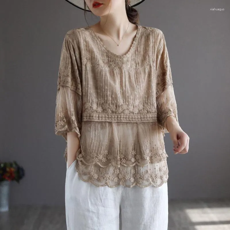 Blusas De Mujer De Encaje De Algodon Y Lino Camiseta De Manga Cinco Cuartos Para Mujer Verano Vintage Cubierta Suelta Blusa Bordada En El Vientre Top Femenino De 31 97 DHgate