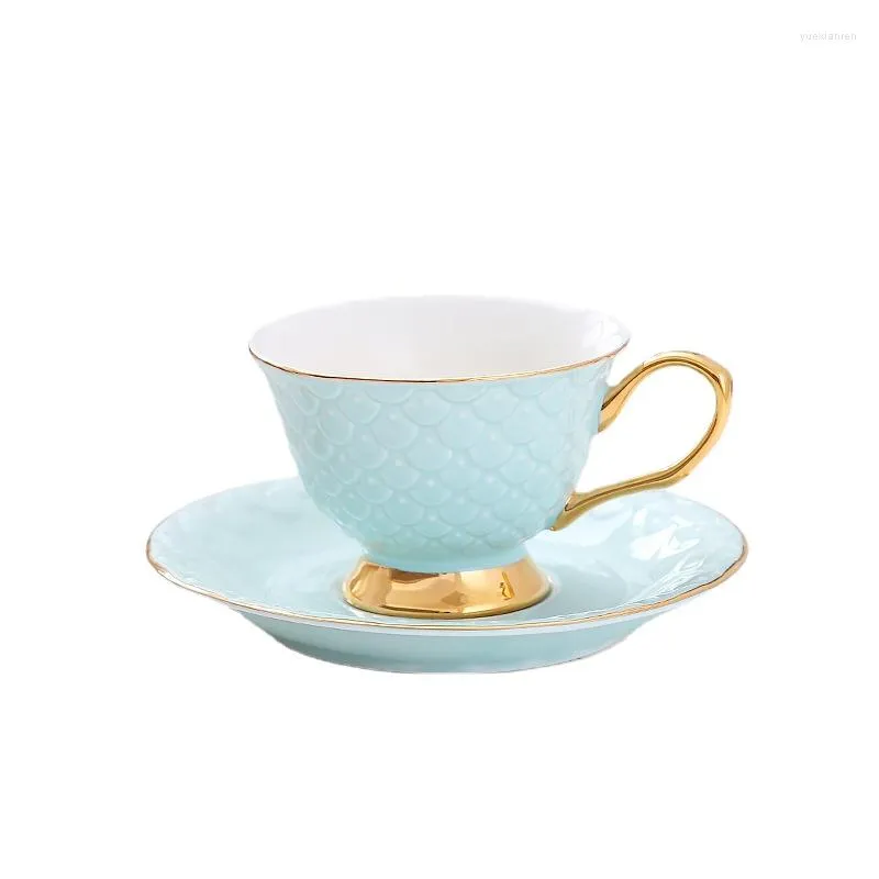 Tassen Untertassen Luxus Keramik Kaffeetasse und Untertasse Set Design Nachmittagstee Tassen Frühstück Milch duftende Schale mit Löffel Weihnachtsgeschenk