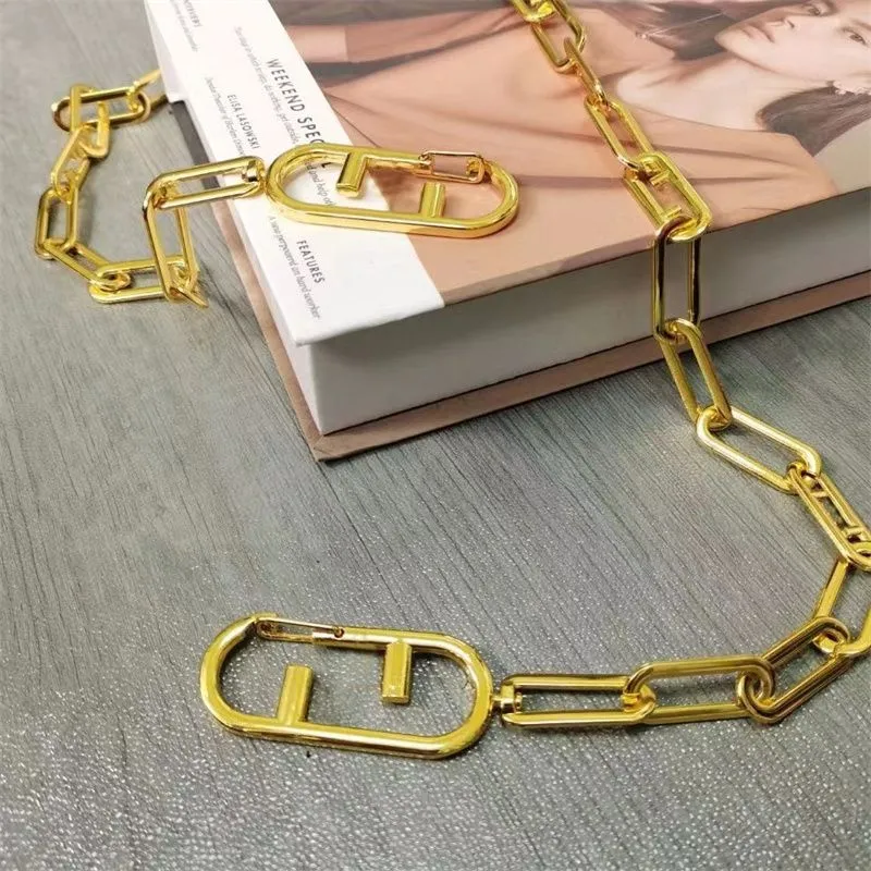 Riemen Metalen Ketting Riem Letterriemen Damesmode Veelzijdig Licht Luxe Taillekettingen Heren desigenrs Riemen Jurkaccessoires Tailleband Gordel 2024