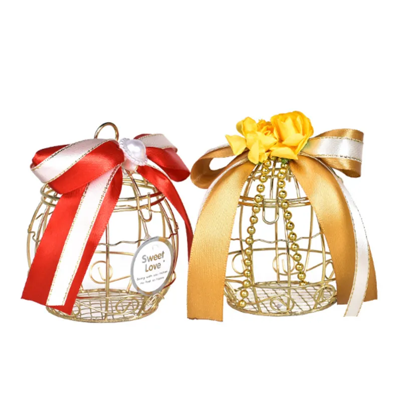 Offre spéciale boîte de faveur de mariage européenne créative or Matel boîtes romantique en fer forgé cage à oiseaux boîte de bonbons de mariage boîte en fer blanc gros faveurs de mariage JL4705
