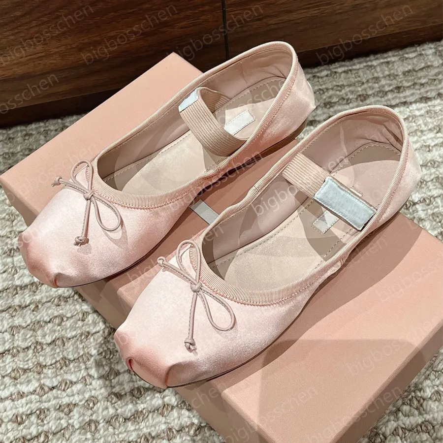 Top-Qualität, Seide, runde Spitze, Bowtie, Ballerinas, Schuhe mit Riemen, Damen-Loafer, Mary Jane, Luxus-Designer-Kleiderschuhe, Tanzschuhe, Rosa, Blau, Weiß, Aprikosenrot, mit Box