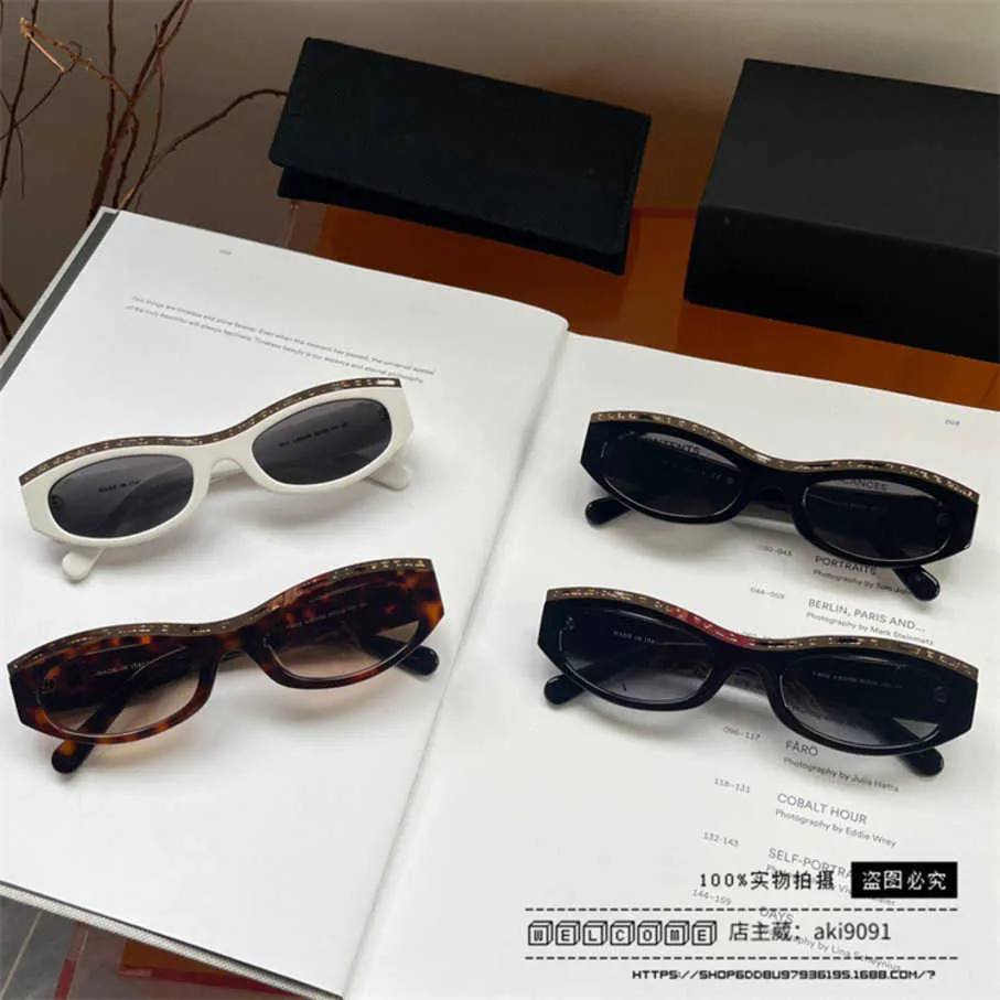 2024 luxury designer sunglasses Xiaoxiang's New Oval Metal Edge for Women CH9112 Network Red Jenny Same Sunglasses