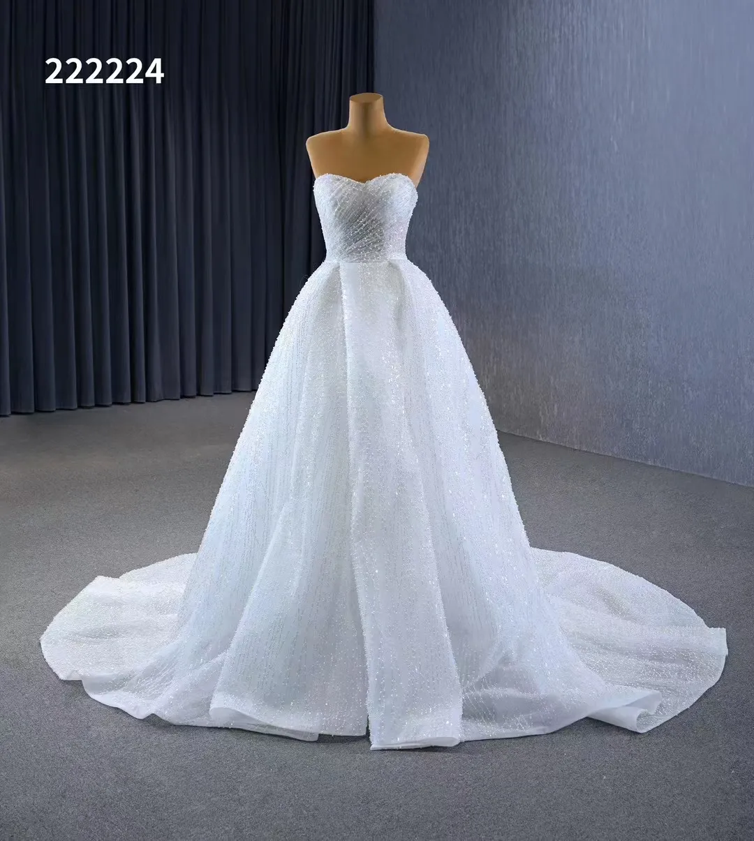 Abito da sposa con scollo a cuore Abiti senza maniche senza schienale con paillettes per donna SM222224