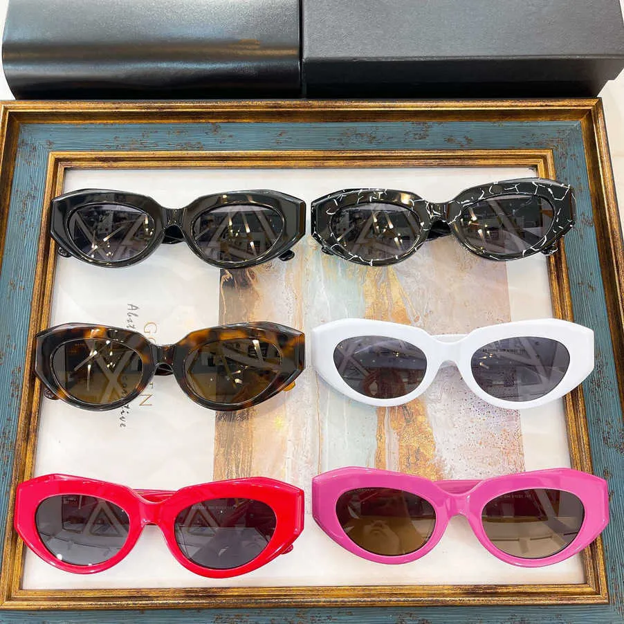 2023 New luxury designer B family's new plate cat's eye men and women's fashion ins star sunglasses BB0236