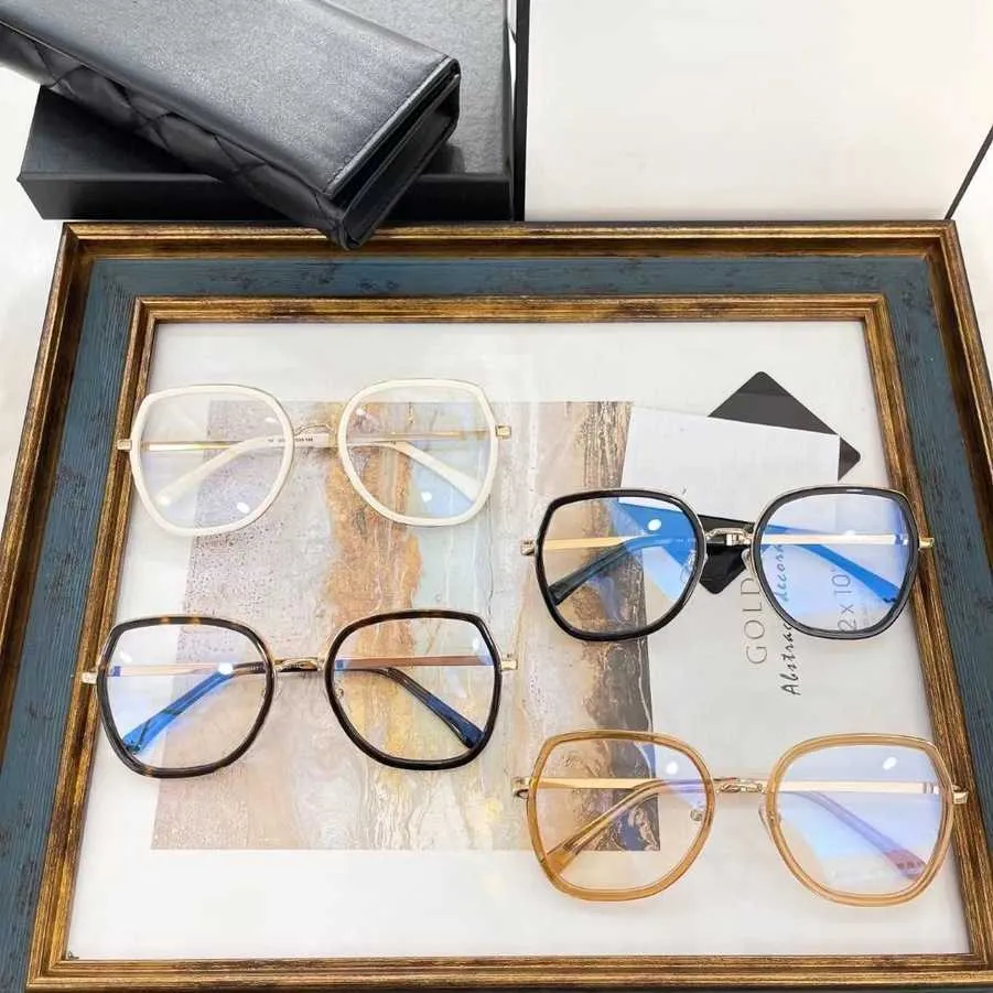 2023 Nouvelles lunettes de soleil de designer de luxe nouvelle personnalité de célébrité en ligne Tiktok lunettes de style japonais et ins optiques polyvalentes pour femmes CH3467