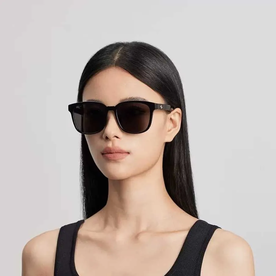 2023 New luxury designer Family G stars same style full frame box fashionable plate black super sun protection sunglasses for men and women GG0637