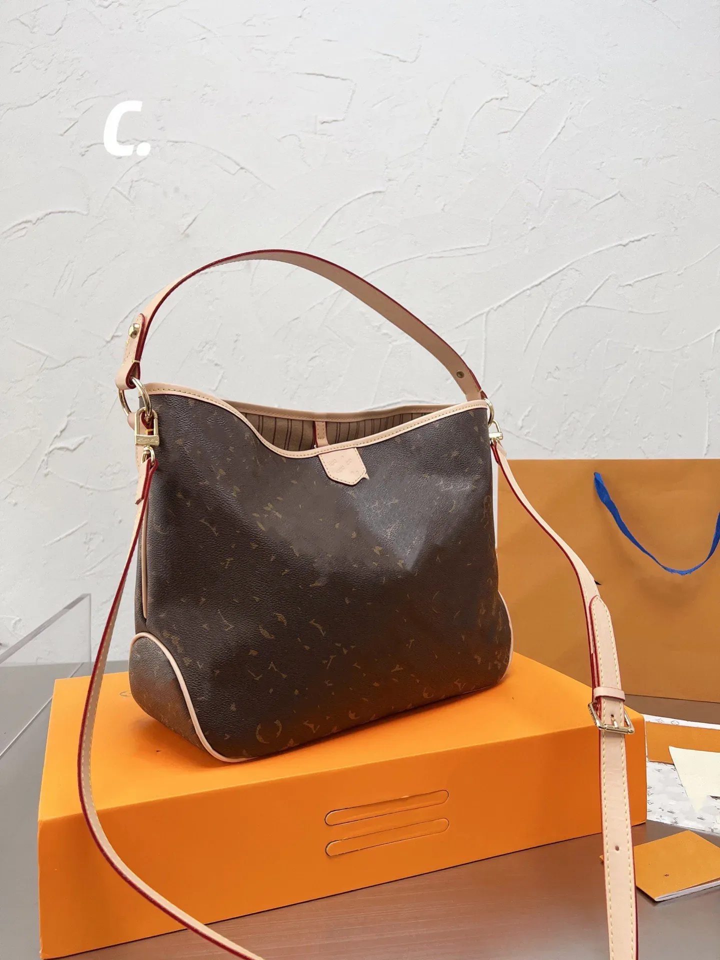 Axelväskor designer odeon mm graciful totes handväska vintage crossbody handväska läder shoppare väska lyx klassisk vit brwon blomma plånbok