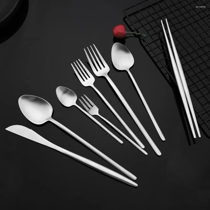 Geschirr-Sets, Besteckset mit mattem Griff, westliches 18/10-Edelstahlgeschirr, Dessertlöffel, Gabel, Messer, Essstäbchen, Silberbesteck