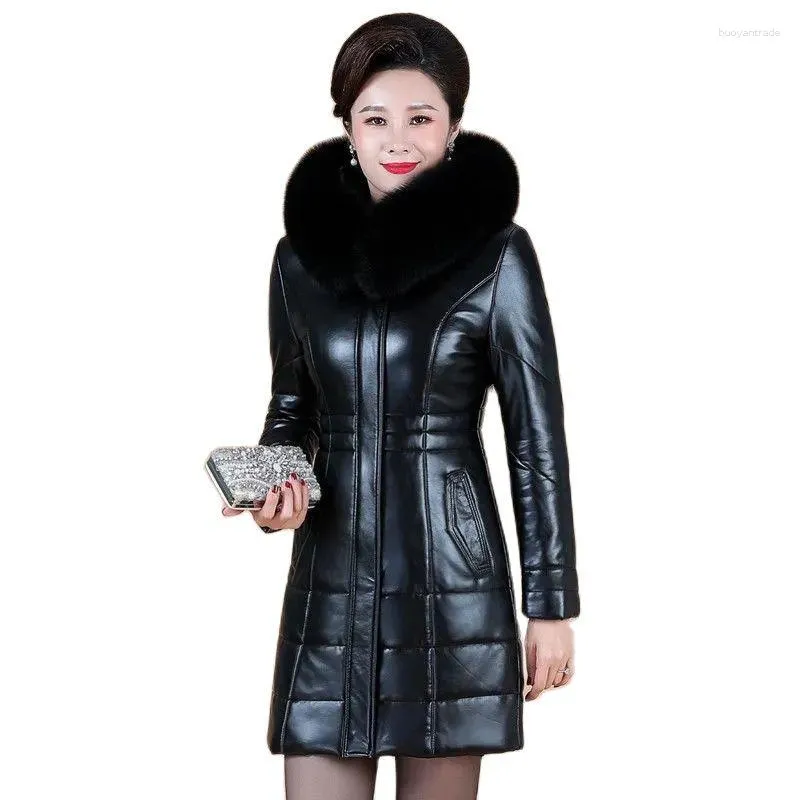 Women's Leather Middle-aged And Elderly Bown Jacket Keeps Warm In Winter The Long Fashion Mother Haining Coat.