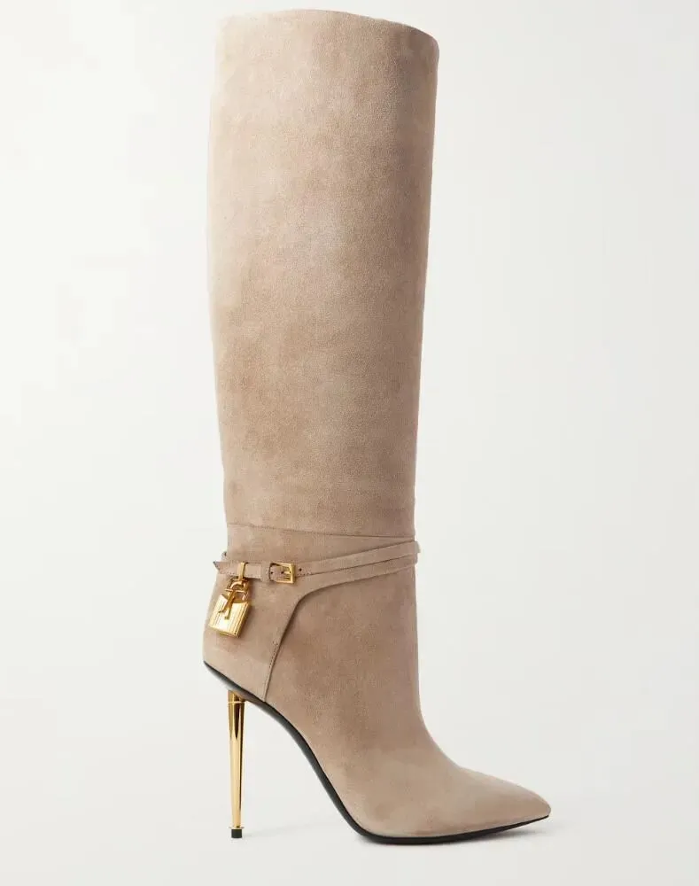 les talons aiguilles