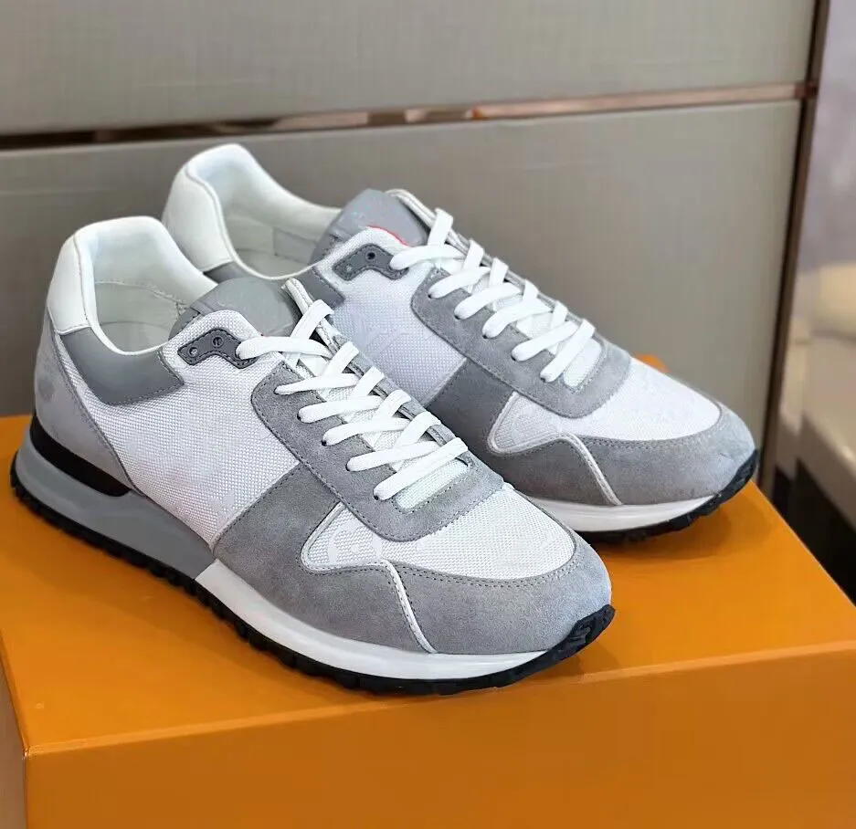 Luxury 2024 Mężczyźni Run Away Sneakers Buty gumowe podeszła sportowa sukienka słynna techniczna deszcz oddechu spacery EU38-46