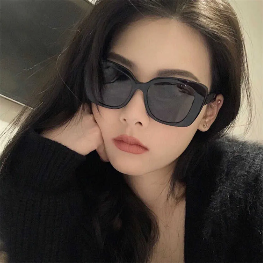 2024 New luxury designer plate classic polarized Sunglasses with diamond inlaid letter leg sunglasses CH5422