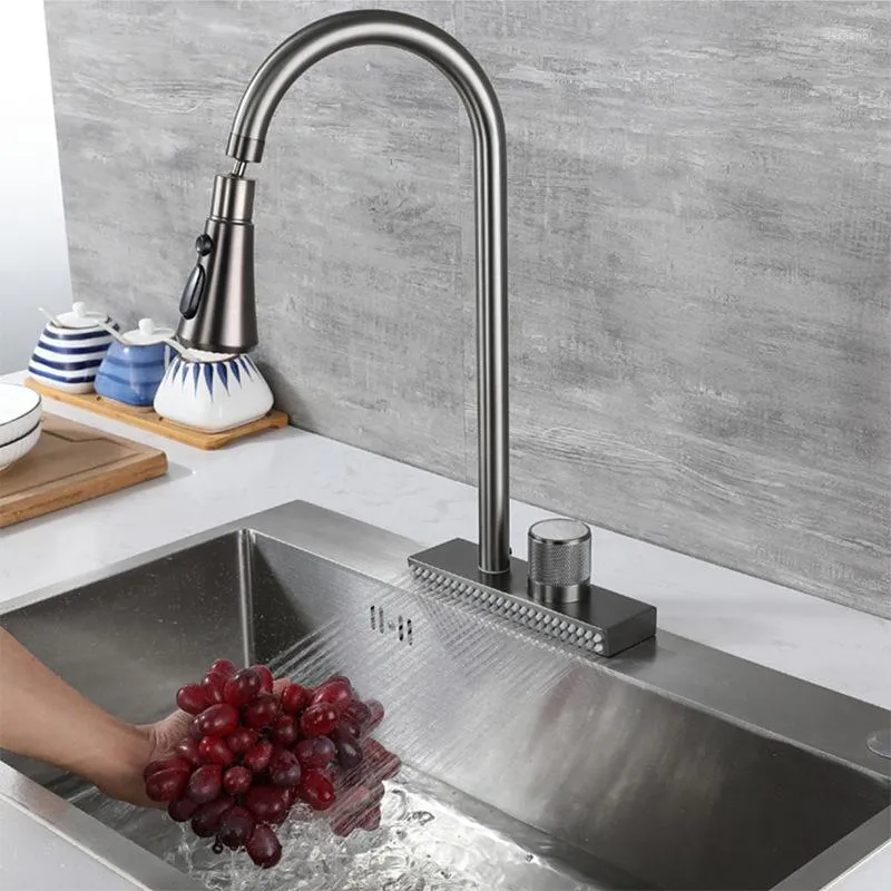 Évier de cuisine en acier inoxydable avec robinet cascade lavabo