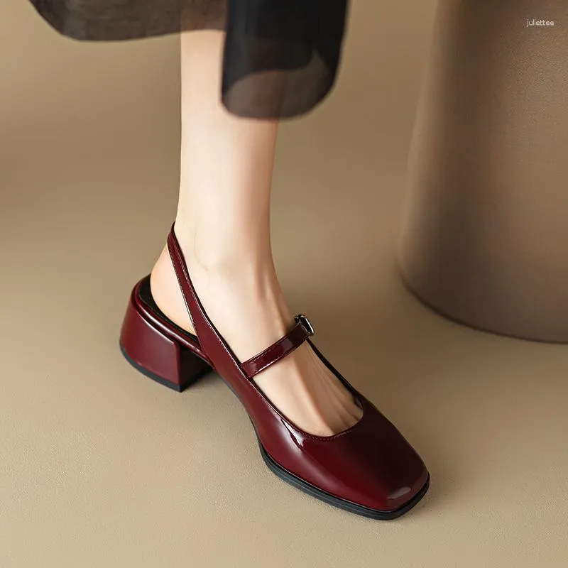 Торговые туфли в стиле женские квадратные ноги летние модные сандалии сандалии