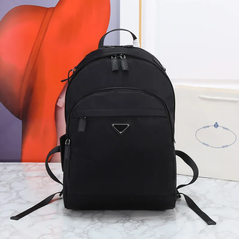 Classic luxury men's and women's waterproof backpack Designer backpack leather with imported nylon cloth and cross-grain cowhide combination computer bag 31cmx43.5