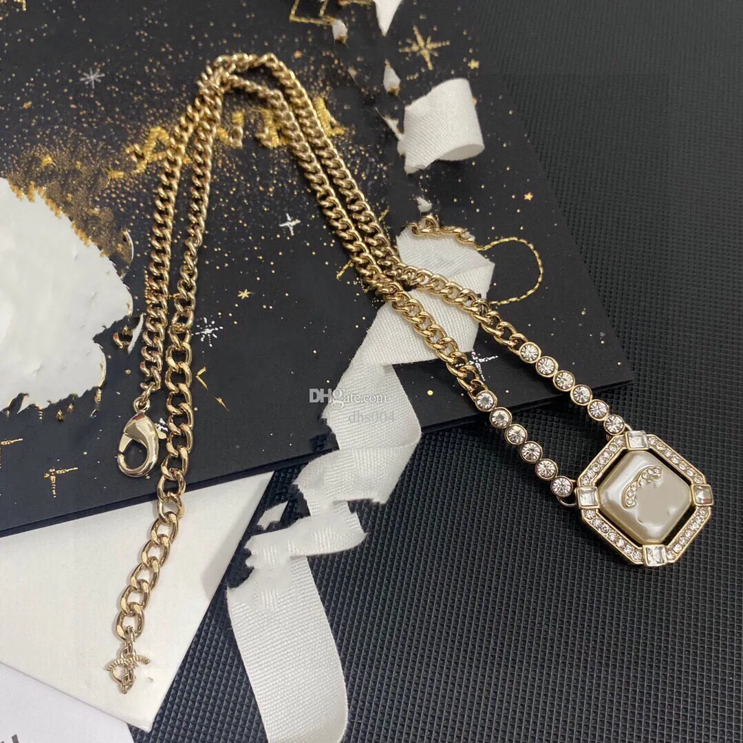 White Handmade Designer Necklace Set For Women Wedding Set Gift For Her –  alltrend.in