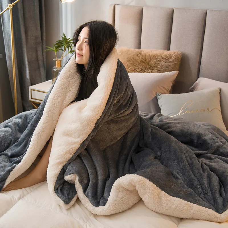 Couverture épaisse en laine de mouton pour adultes, plaid d'hiver Super  chaud, couette de luxe solide, sur lit double - AliExpress