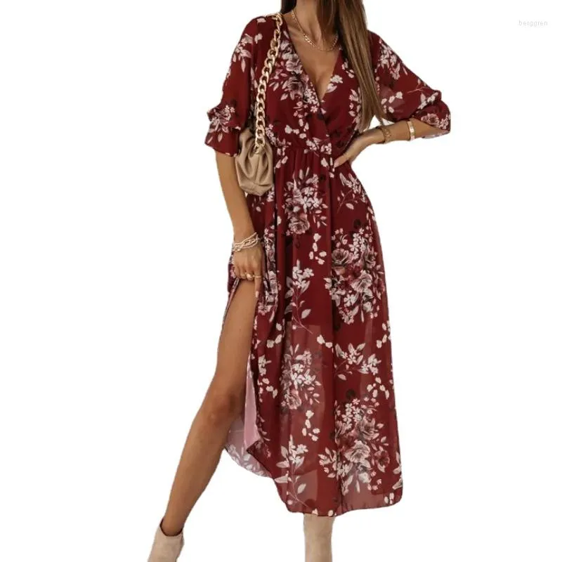 Casual Dresses 2023 Summer Women's Ruffled klänning Elegant Street Loose Fit Long Sexy Print Retro Party Body Site Split Women