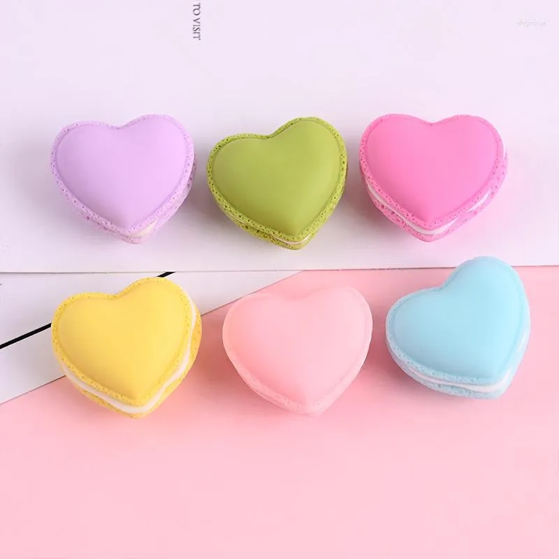 Decorative Flowers 10PC Simulated Food Heart Macaron Fake Cake Ornaments Dessert Table Snack Decoration Wedding Party Pography Props Home