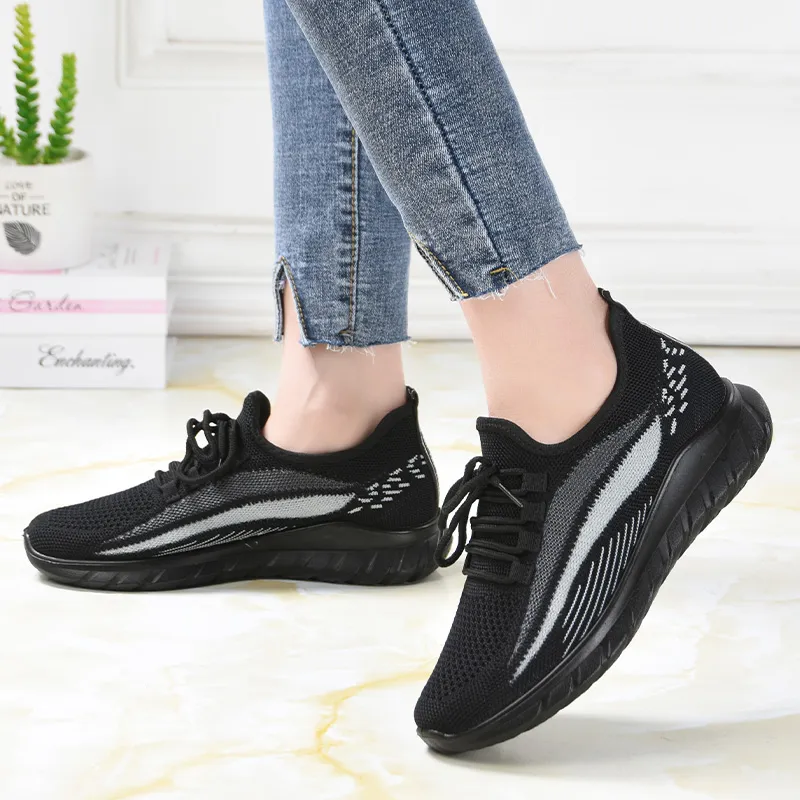 2023 new hot men women shoes sneakers White Black Puurple mens casual Jogging Walking Size 36-41