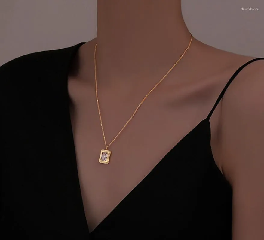 Chaînes Simple Colliers Carré Zircon Pendentif Chaîne Titane Acier Pour Femmes 2023 Bijoux De Mode