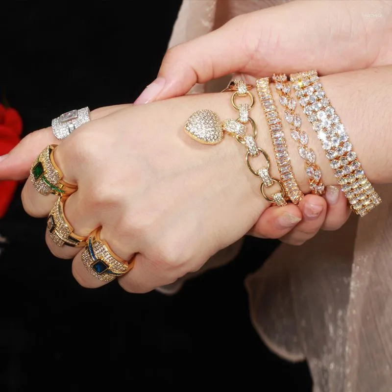 リンクブレスレットQOOLADY EXQUISITE PUNK BOHO STYLE HEART CHAIN CZ GOLD COLOR WRIST WOMENS FASION 2023 JEWELRY GIFT S011