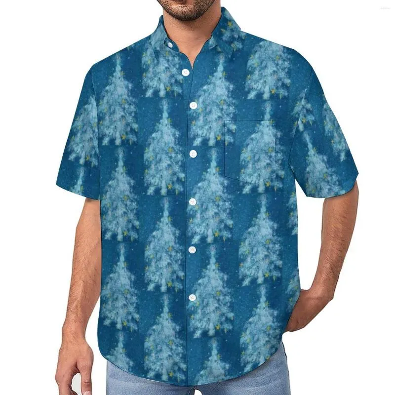 Camisas casuais masculinas Blusas de árvore de Natal brancas masculinas estampadas modernas verão design de manga curta Y2K camisa de praia superdimensionada presente de aniversário