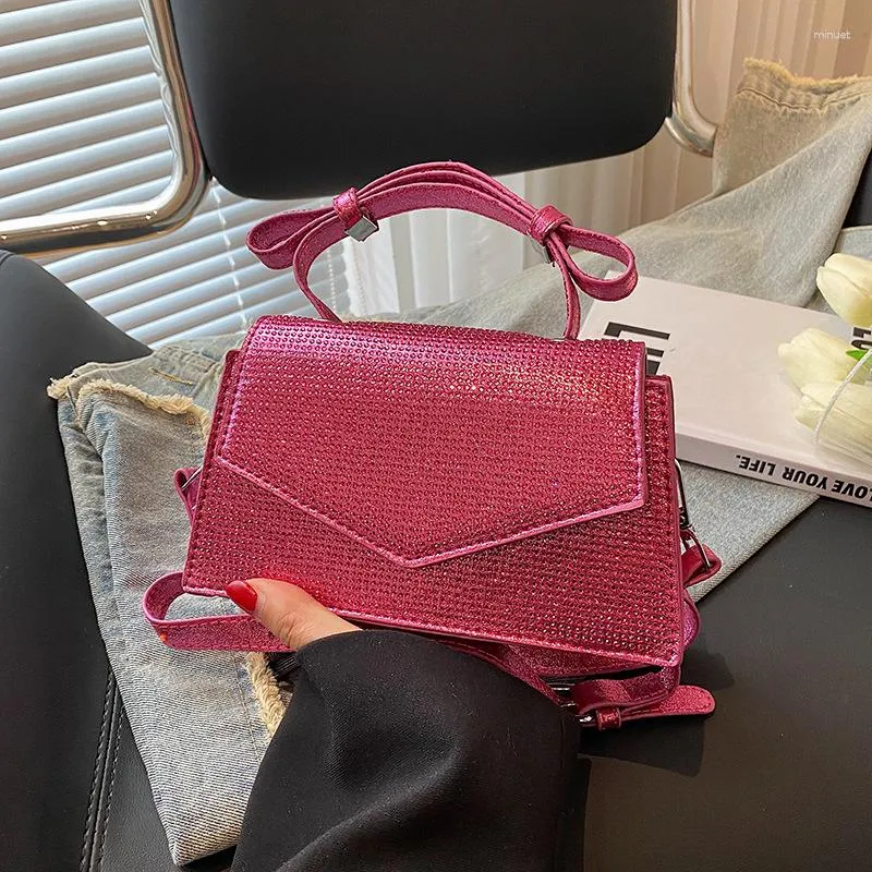 Shoulder Bags Handbag Women Small Triangle Cover Evening Handbags Diamonds Luxury Designer Bow Handle Shiny Crystal Purse Party Flap