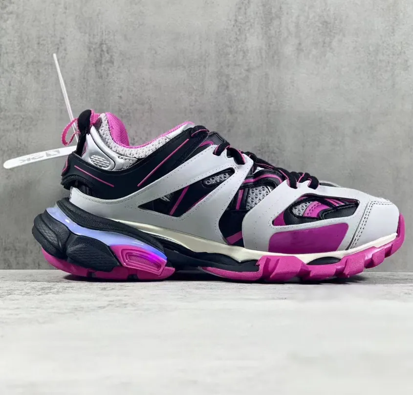 Designer Outdoor Shoes Track Trainer Sneakers Top Quality Designer Women Shoes 11 Light Mode Switching LED Light Up Shoes Rechargeable Personalized