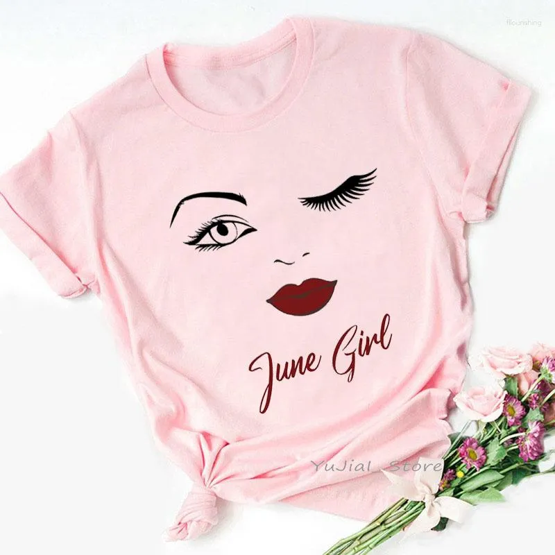 Damen-T-Shirts, T-Shirts für Damen, April/Mai/Juni/Juli/August, Mädchen-Grafikdruck-Shirt, Geburtstagsgeschenk, rosa T-Shirt für Damen