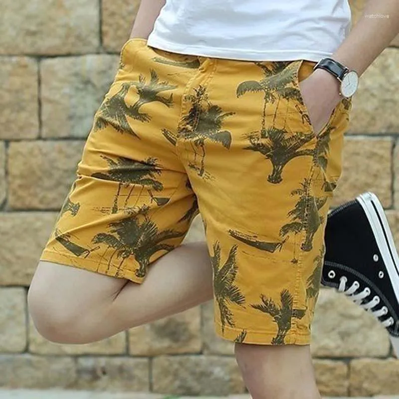 Pantaloncini da uomo 2023 Summer Male Camouflage Pantaloni da spiaggia casual a cinque quarti Versione coreana di tendenza elastica