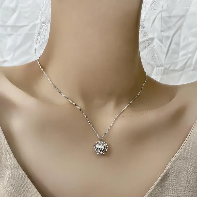 Chaînes 2023 Bohème Vintage Coeur Collier Amour Femmes Clavicule Bijoux Non Oxydable